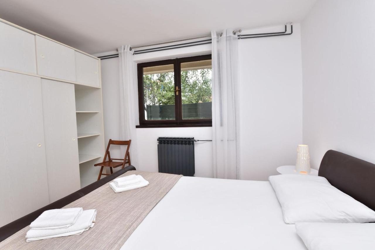 Apartment Ivan Primošten Eksteriør billede